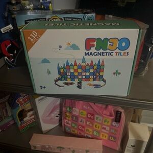 Magnetic Tiles Building Set - Colorful Creativity